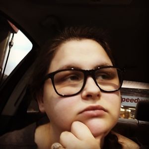 Meet your Posher, Candace